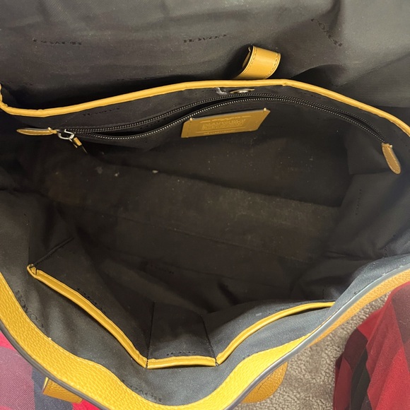 Coach Messenger Bag - Picture 2 of 4